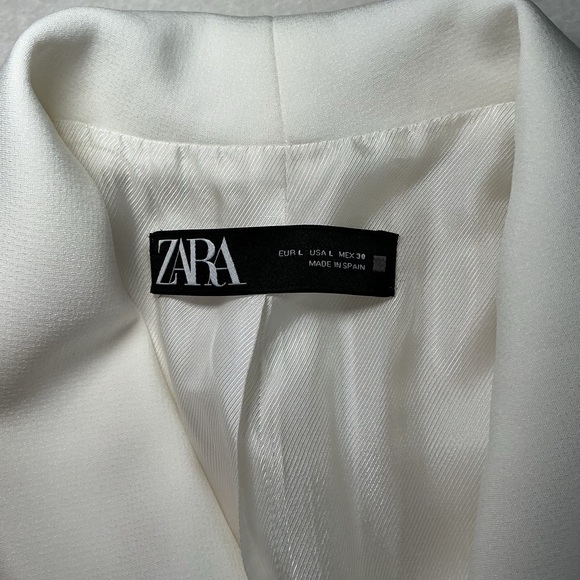 Zara Elegant White Double-Breasted Women's Coat - Picture 7 of 8